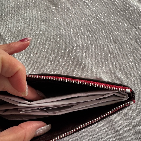 NWT coach red zipper wristlet - Picture 4 of 6